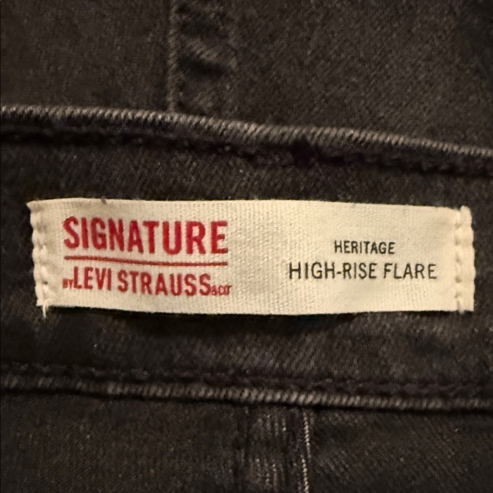 🖤NWOT LEVI STRAUSS SIGNATURE BLACK HERITAGE HIGH-RISE FLARE SIZE 16🖤 - Picture 6 of 13